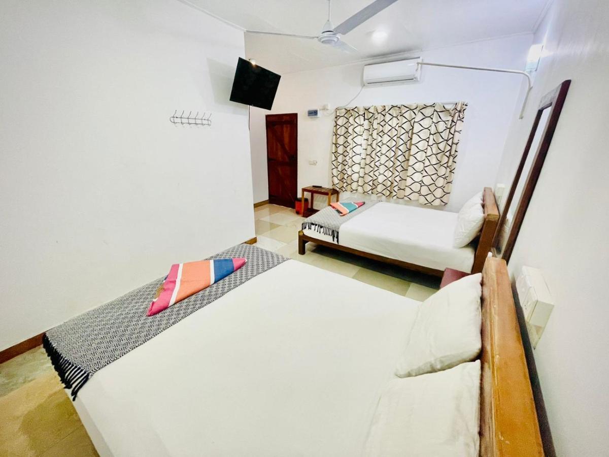 Trinco Star Cabana Trincomalee Exterior foto
